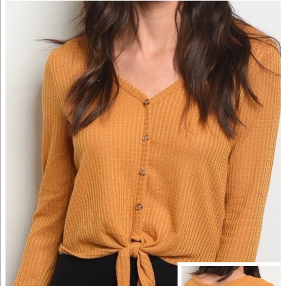 SOLD OUT‼️🆕LONG SLEEVE TOP - Picture 3 of 5